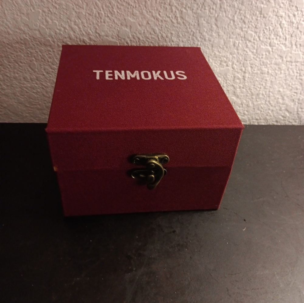 GORGEOUS NEW IN BOX TENMOKUS Japan 3" Etched Cranberry Glass Votive Holder.